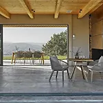 Scappo In Umbria, Il Momento Todi