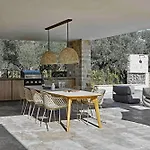 Scappo In Umbria, Il Momento * Todi
