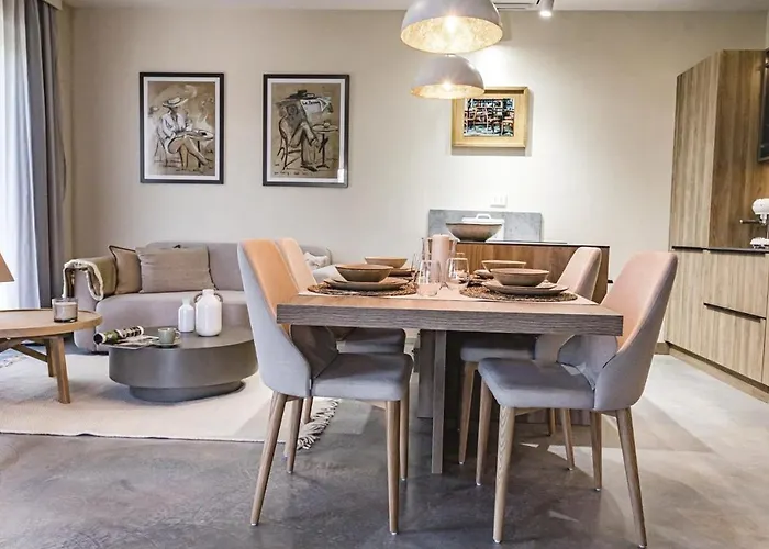 Scappo In Umbria, Il Momento Todi