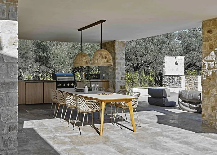 Scappo In Umbria, Il Momento * Todi